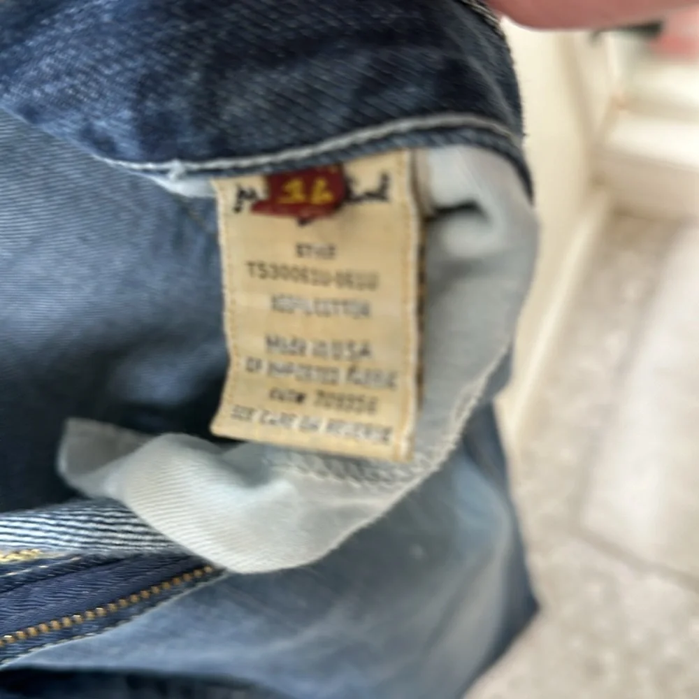 7 For All Mankind Men’s A Pocket Bootcut Jeans (36 x 27)